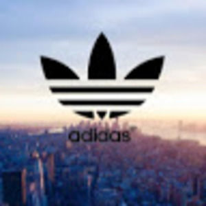 Meet your Posher, Layla